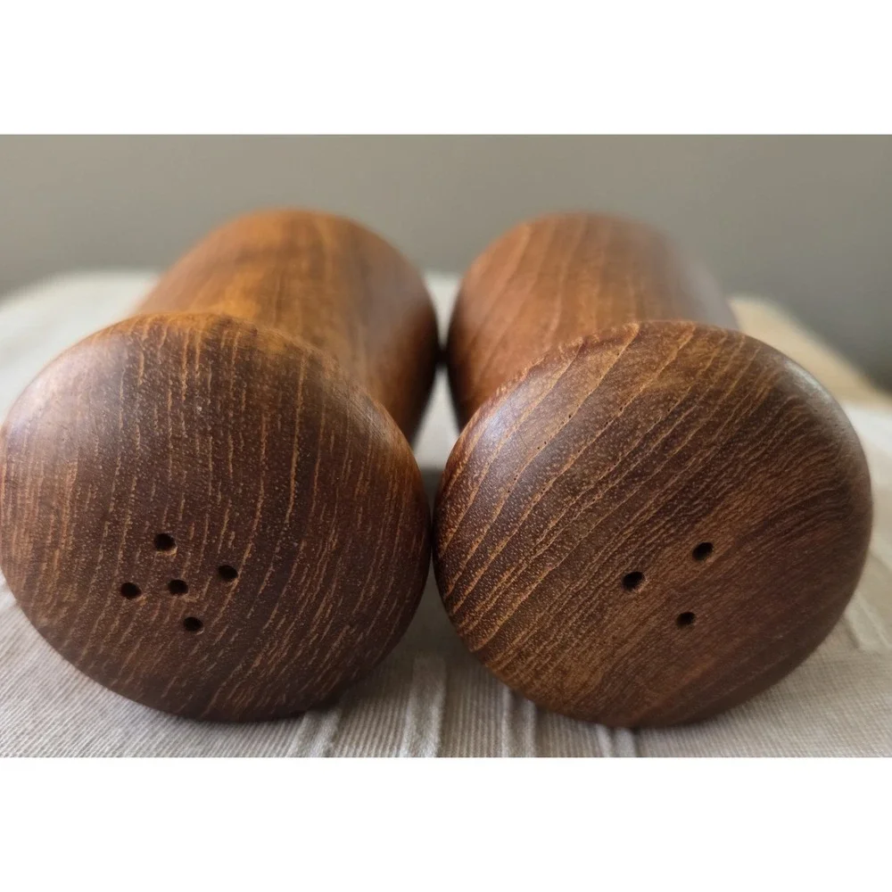 Vintage Teak Mid Century‎ Modern Salt and Pepper Shakers  4